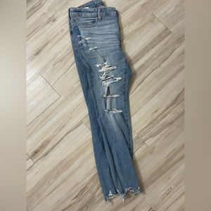 American eagle size 10 SHORT “the dream jean”